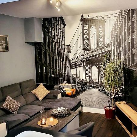 T2 Cosy Autonome H24 Parking Prive Attenant Tv 165Cm Netflix Wi-Fi Au Rez-De-Chaussee Alençon Eksteriør billede